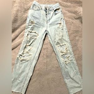 PACSUN RIPPED LIGHTWASH MOM JEANS (size 23)